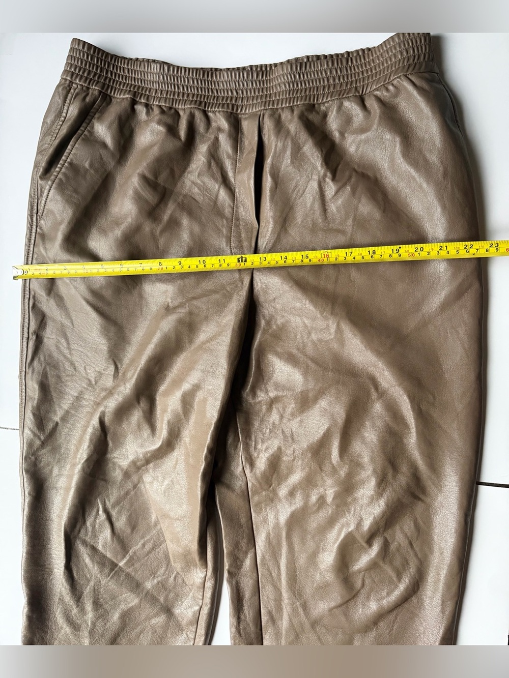 Wilfred Aritzia Taupe Vegan Leather Pull-On Pants High Rise Straight Leg - Picture 6 of 11